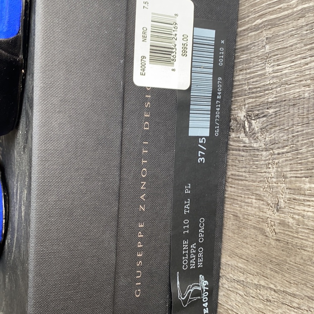 Shoes - Picture 5 of 5